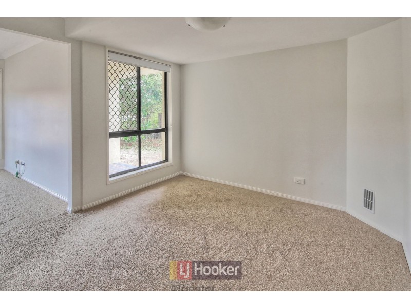 22 Mitchell Place, Parkinson QLD 4115