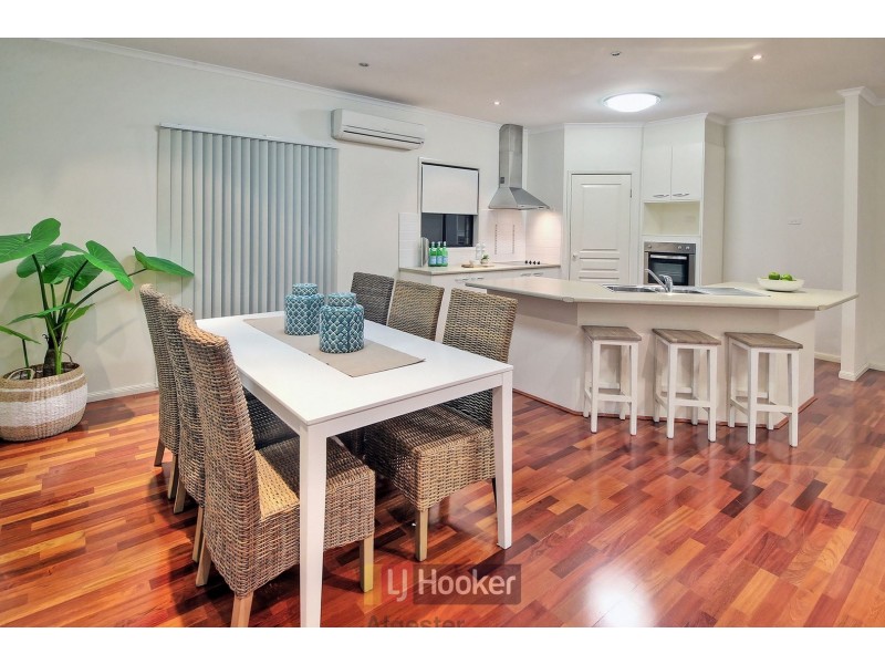 9 Meadowbank Ct, Calamvale QLD 4116