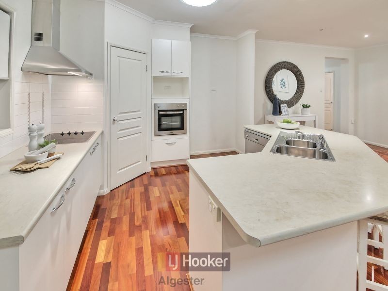 9 Meadowbank Ct, Calamvale QLD 4116