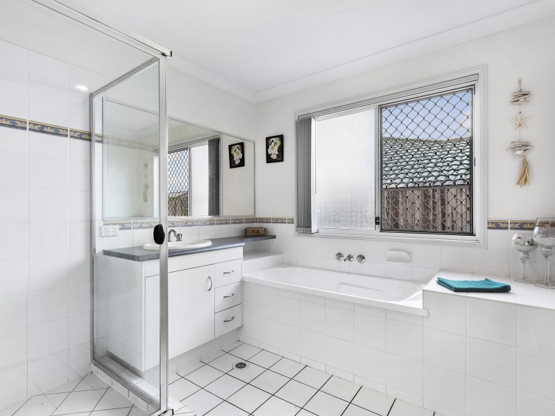 9 Mt Tamborine Avenue, Algester QLD 4115