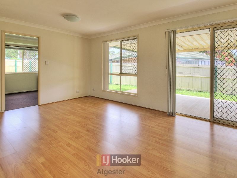 3 Sandheath Court, Regents Park QLD 4118