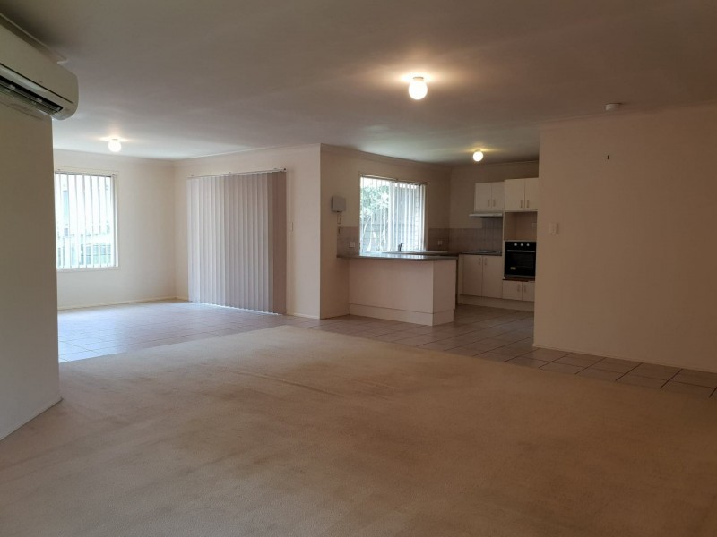 7 Moneghetti Place, Calamvale QLD 4116