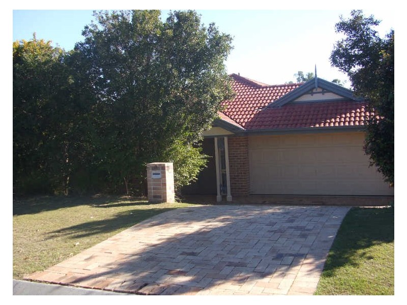 11 Pinedale Crescent, Parkinson QLD 4115