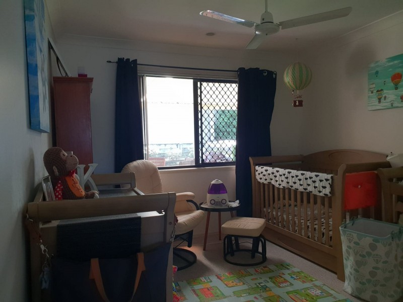 9 Coorong Place, Parkinson QLD 4115