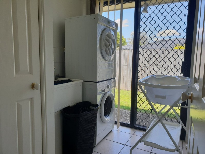 9 Coorong Place, Parkinson QLD 4115