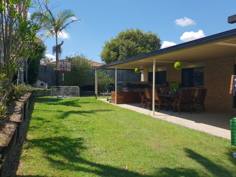 9 Coorong Place, Parkinson QLD 4115