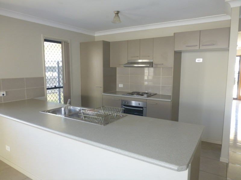 10 Dinnigan Crescent, Durack QLD 4077