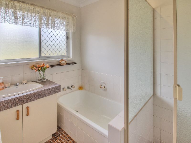 4 Triantha Street, Algester QLD 4115
