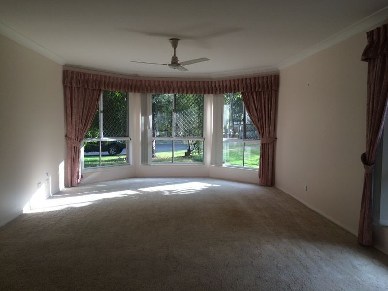 31 Regal Drive, Regents Park QLD 4118