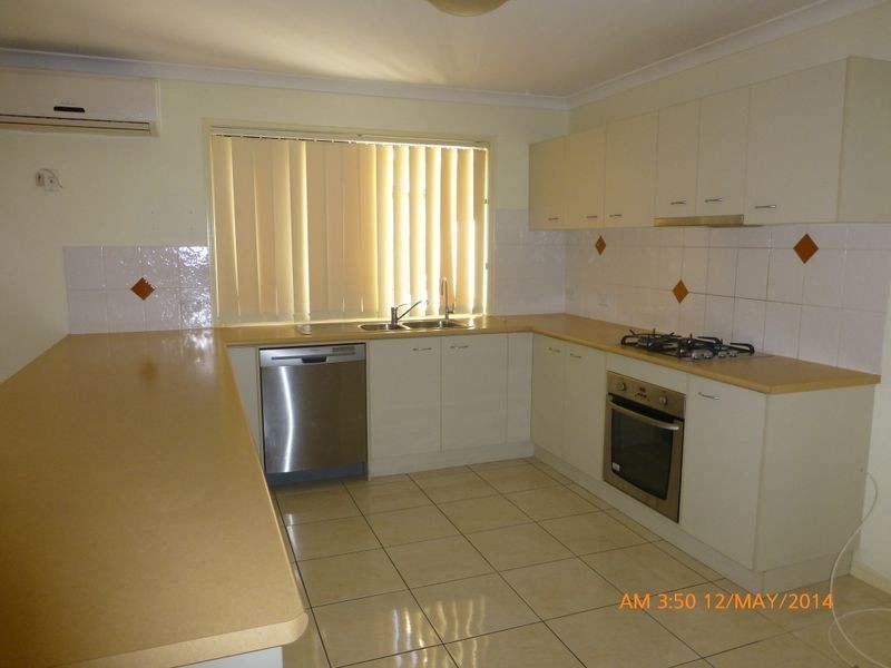 3 Kulkyne Lane, Parkinson QLD 4115