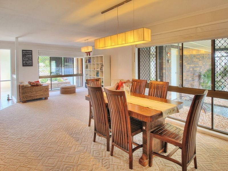 18 Bangalow Street, Algester QLD 4115