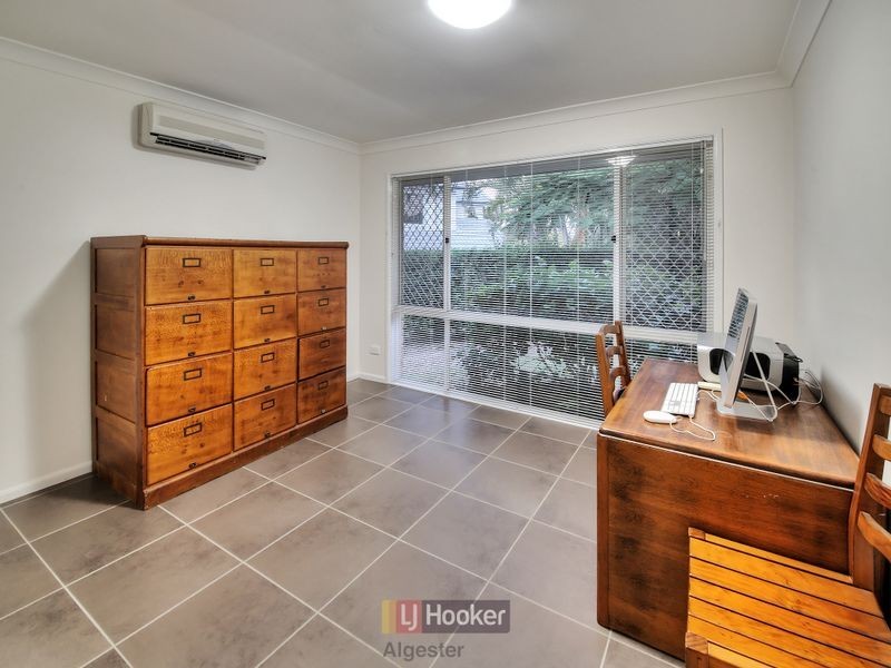 15 St John Close, Parkinson QLD 4115