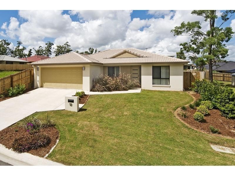 13 Girraween Crescent, Parkinson QLD 4115