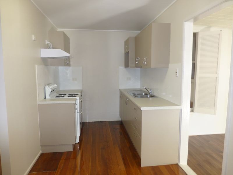 14 Mawarra Street, Kingston QLD 4114