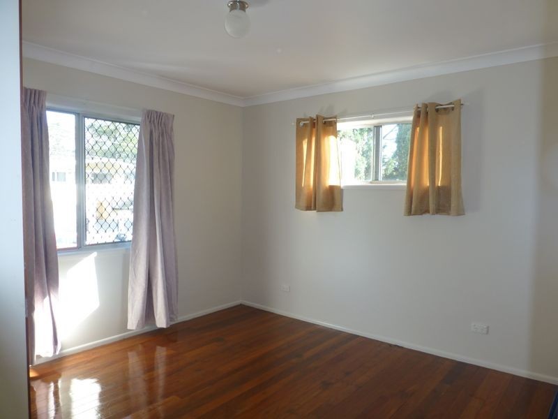 14 Mawarra Street, Kingston QLD 4114