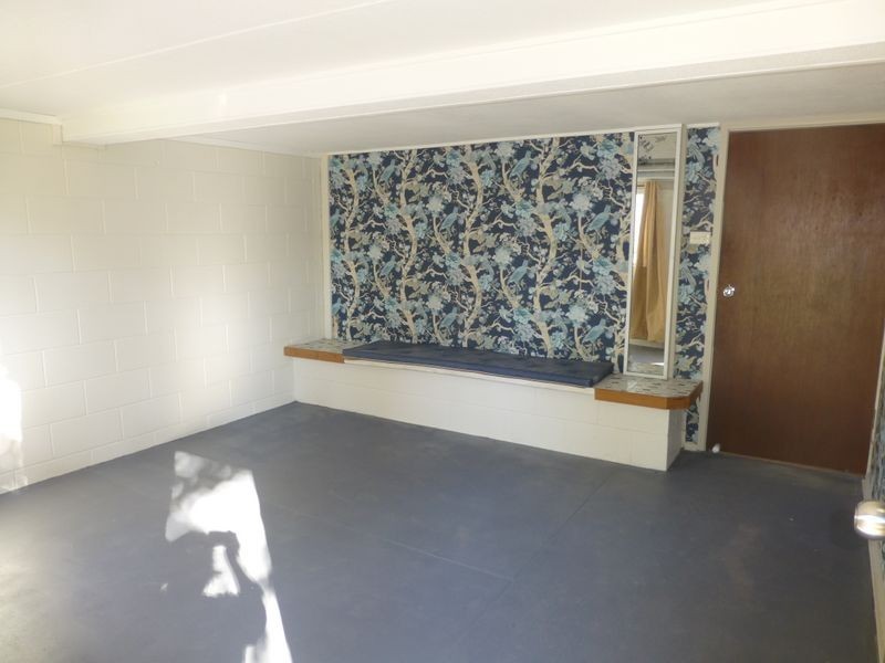 14 Mawarra Street, Kingston QLD 4114