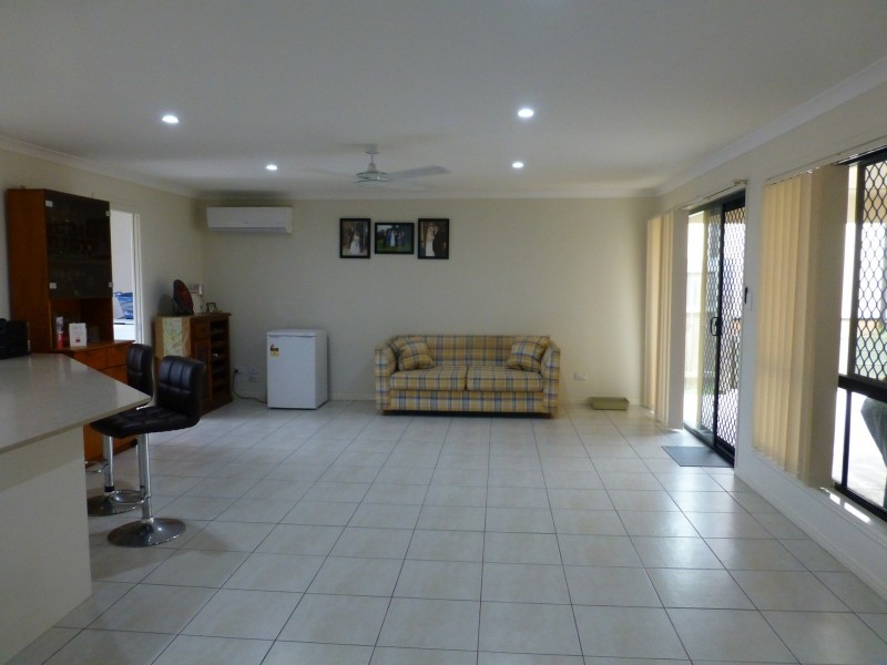 14 Kanangra Place, Parkinson QLD 4115