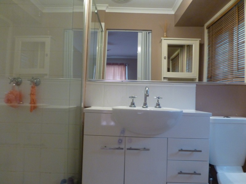 12 Cocas Street, Regents Park QLD 4118