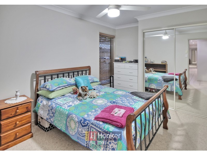 147 Lake Eyre Crescent, Parkinson QLD 4115