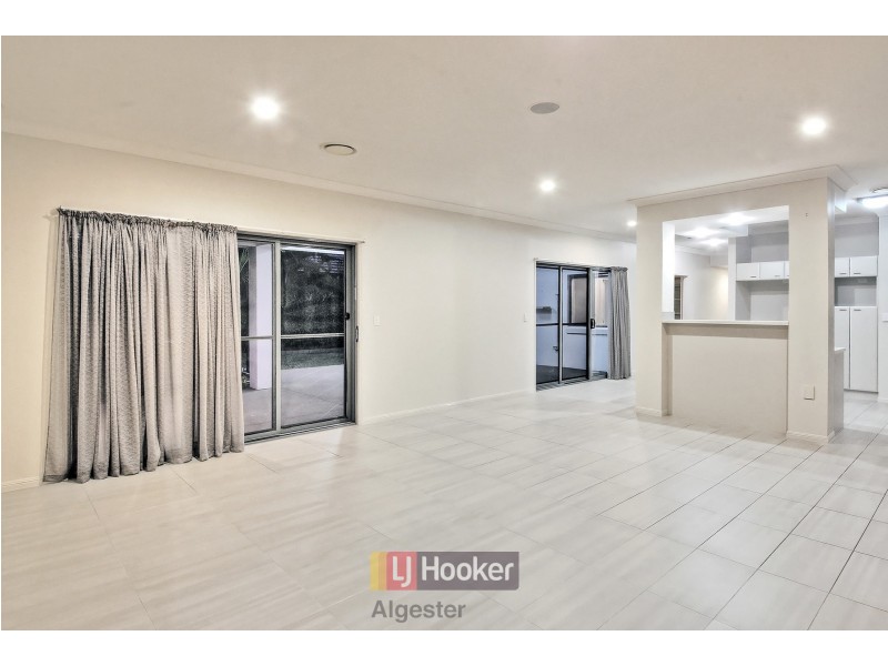 6 Cypress Street, Heathwood QLD 4110