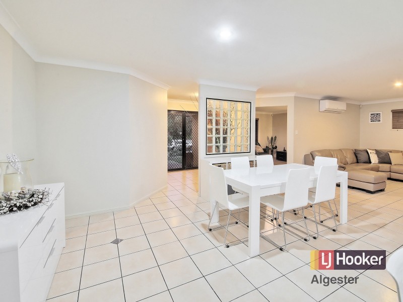 83 Daintree Drive, Parkinson QLD 4115