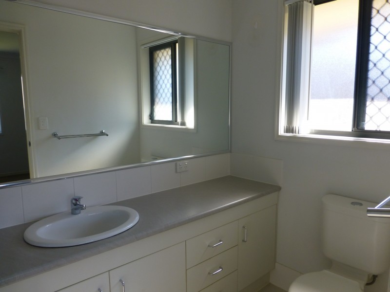 39 Barcombe Drive, Marsden QLD 4132