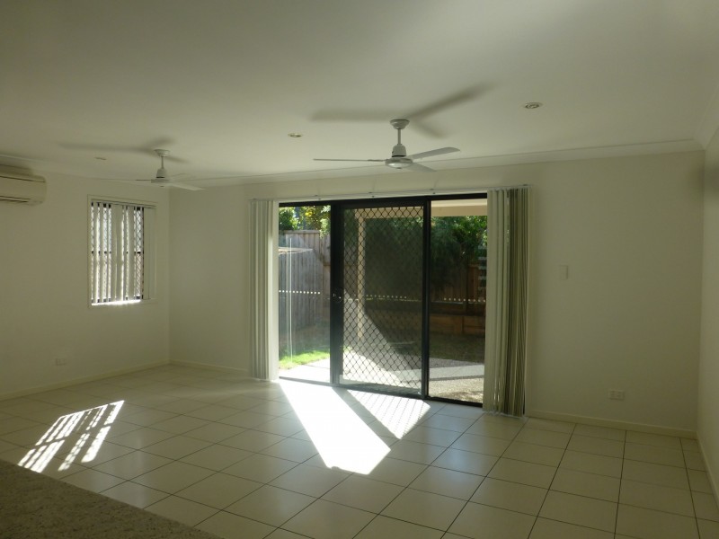 2/78 Ormskirk Street Cnr Moira Cres, Calamvale QLD 4116