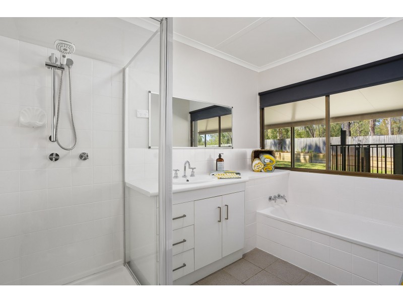 216-226 Teviot Road, North Maclean QLD 4280