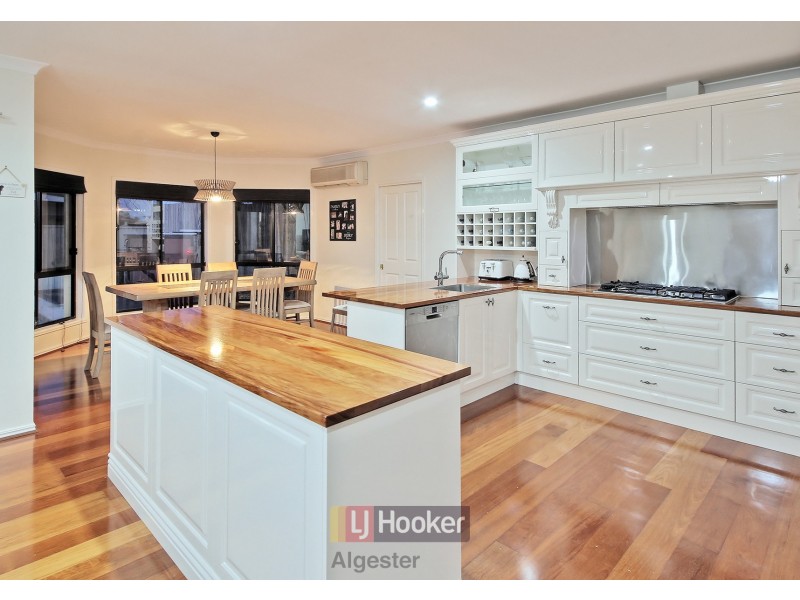 23 Albert Place, Parkinson QLD 4115