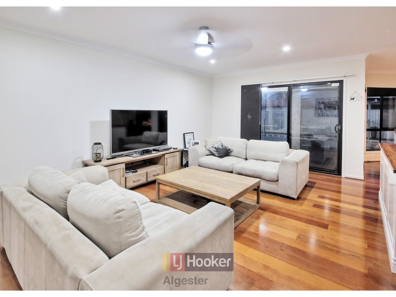 23 Albert Place, Parkinson QLD 4115