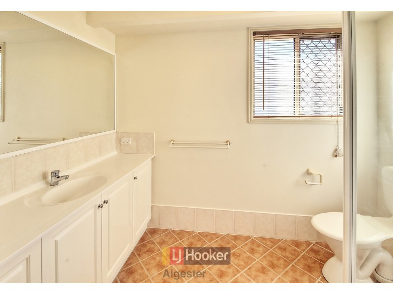 60 Bundabah Drive, Calamvale QLD 4116