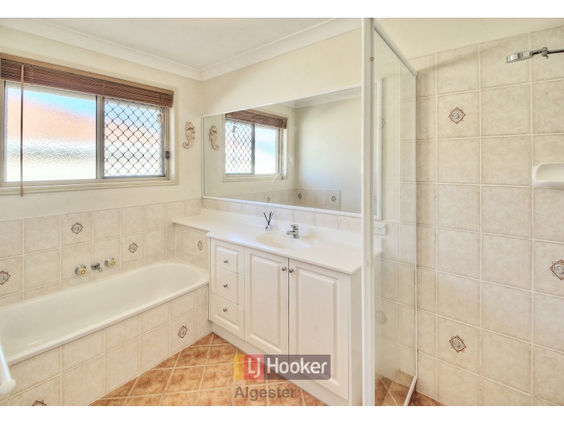 60 Bundabah Drive, Calamvale QLD 4116