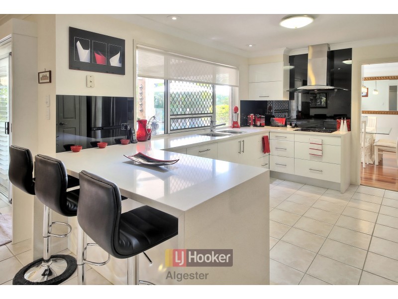 24 Branxton Place, Parkinson QLD 4115