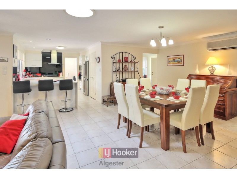 24 Branxton Place, Parkinson QLD 4115