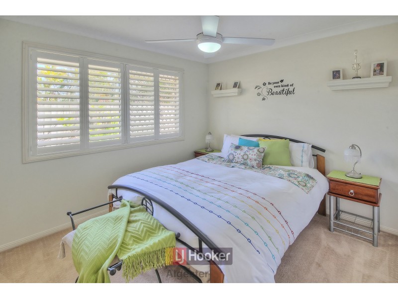 24 Branxton Place, Parkinson QLD 4115