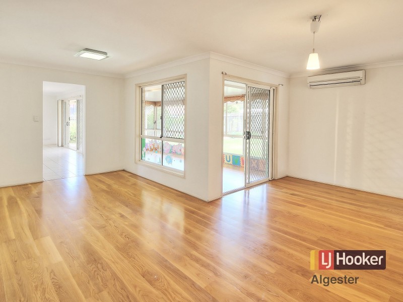 19 Hickory Place, Calamvale QLD 4116