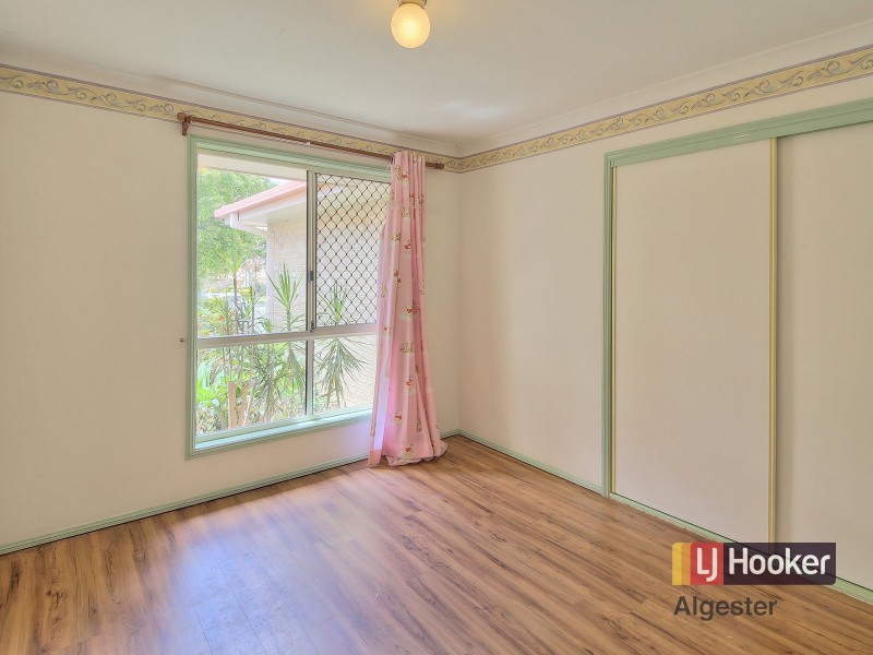 19 Hickory Place, Calamvale QLD 4116