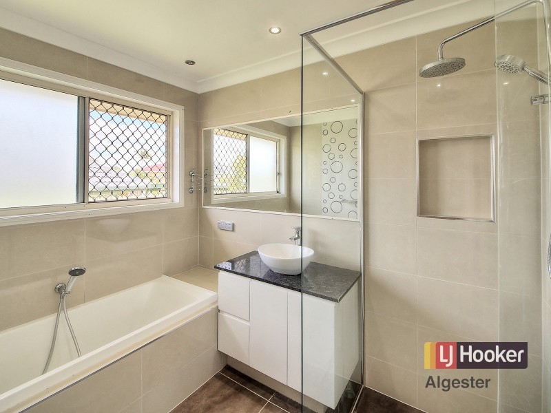 19 Hickory Place, Calamvale QLD 4116