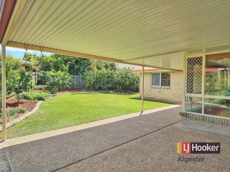 19 Hickory Place, Calamvale QLD 4116