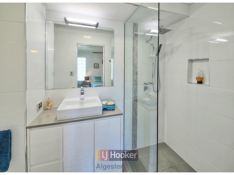 27/2 Graham Street, Bilinga QLD 4225