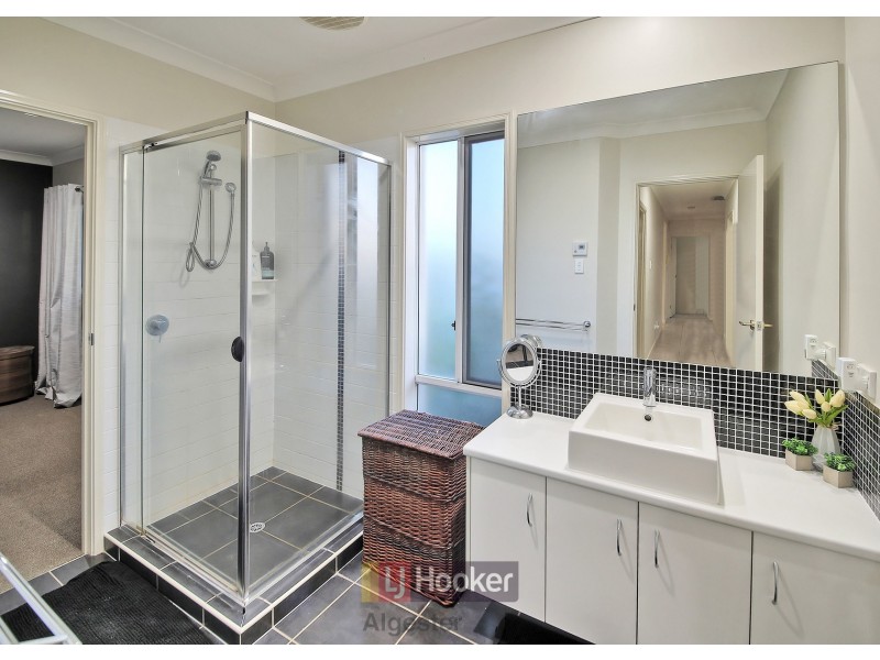 31 Barossa Place, Calamvale QLD 4116