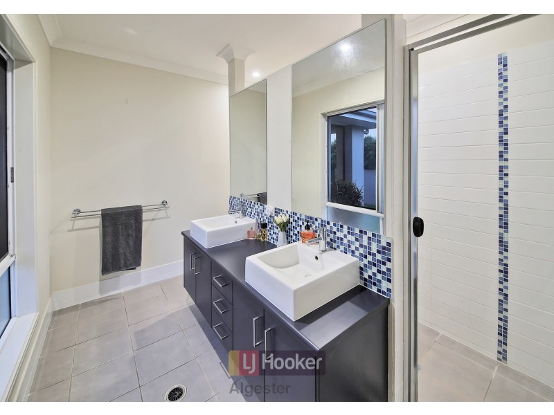 31 Barossa Place, Calamvale QLD 4116