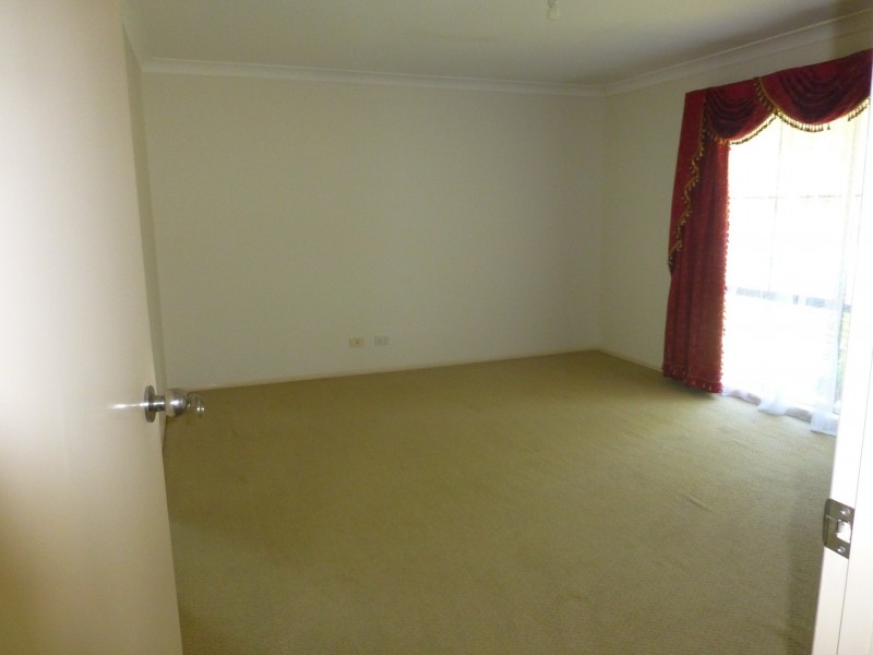 12 Naracoorte Place, Parkinson QLD 4115