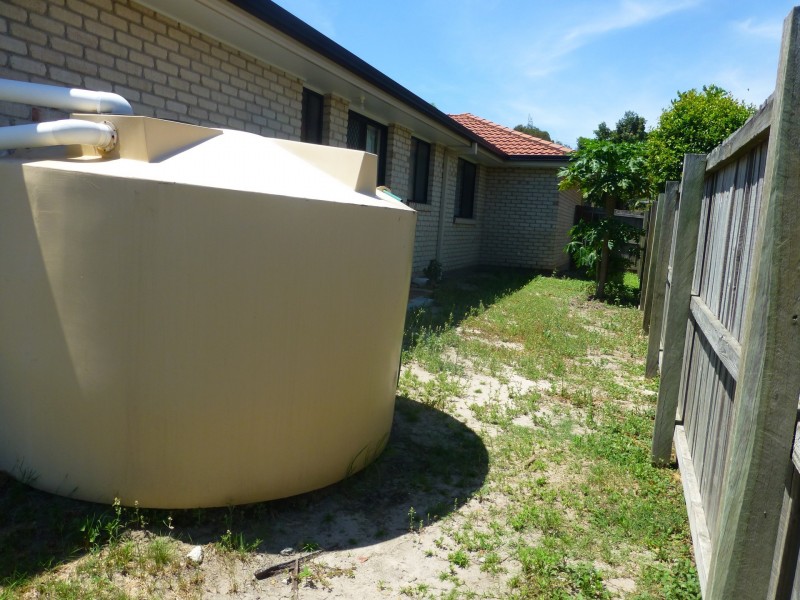 12 Naracoorte Place, Parkinson QLD 4115