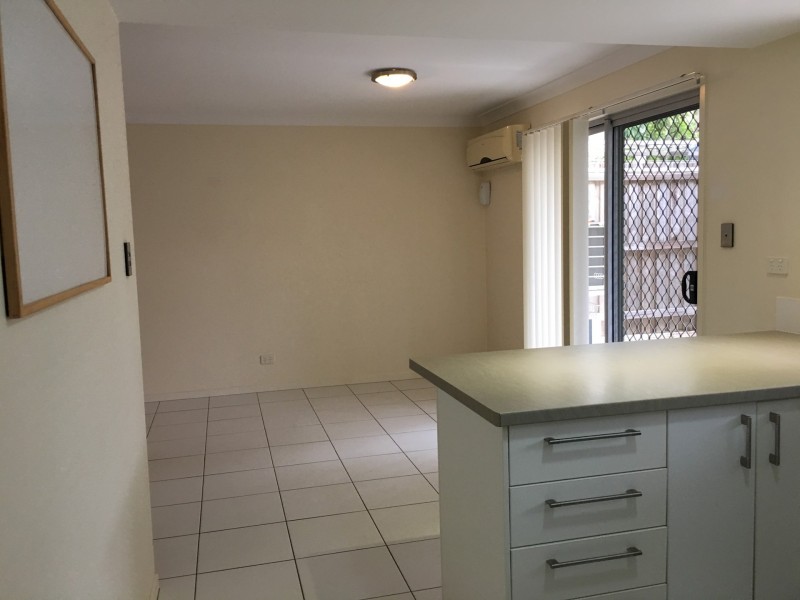 3/1-9 Emerald Drive, Regents Park QLD 4118