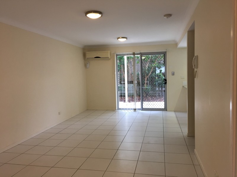 3/1-9 Emerald Drive, Regents Park QLD 4118