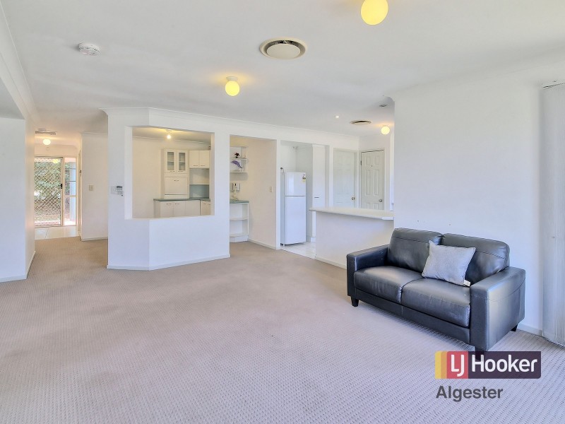 8 Bellavista Close, Calamvale QLD 4116
