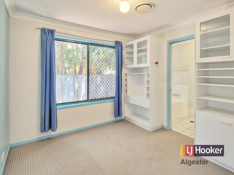 8 Bellavista Close, Calamvale QLD 4116