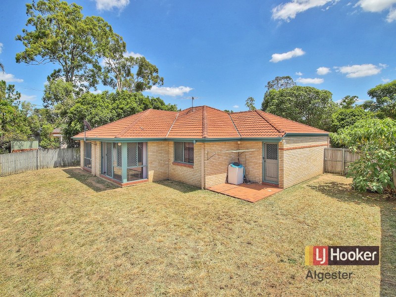 8 Bellavista Close, Calamvale QLD 4116