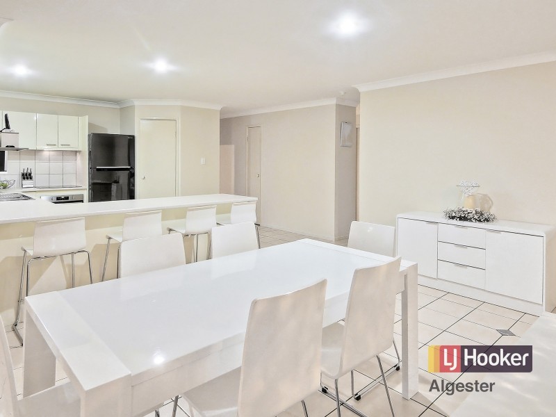 83 Daintree Drive, Parkinson QLD 4115